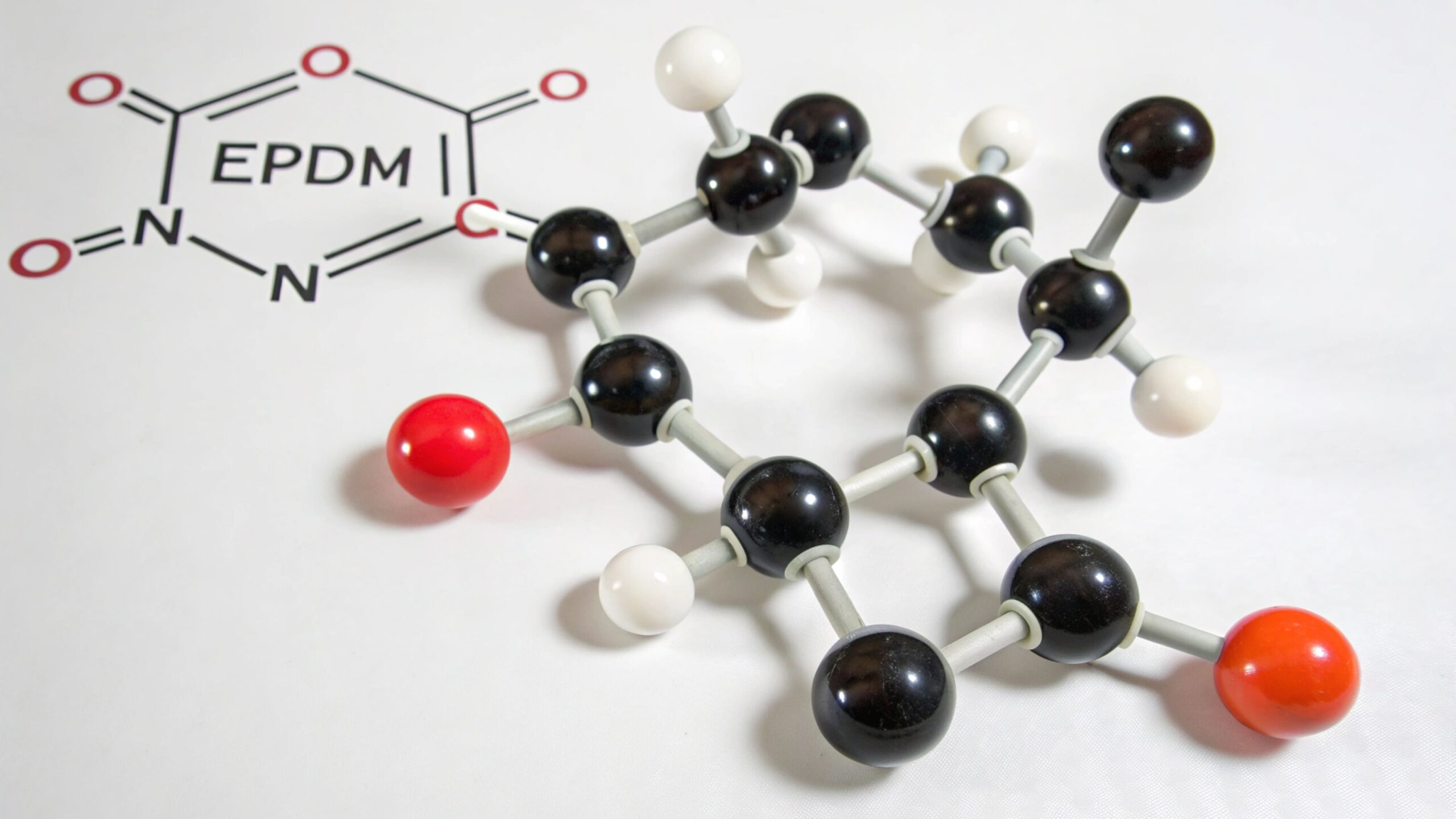 Chemical structure of EPDM
